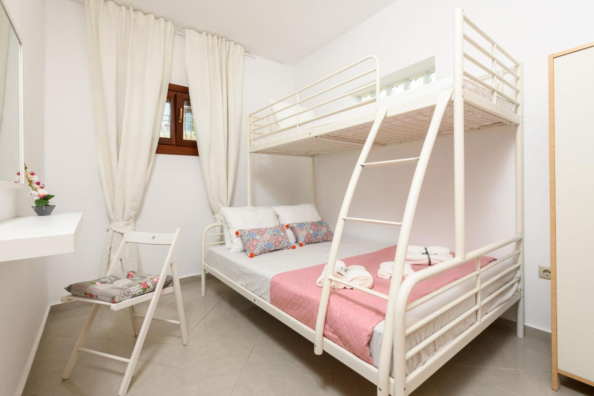 Whitegold Apartments Panagia Panagia  Exteriör bild