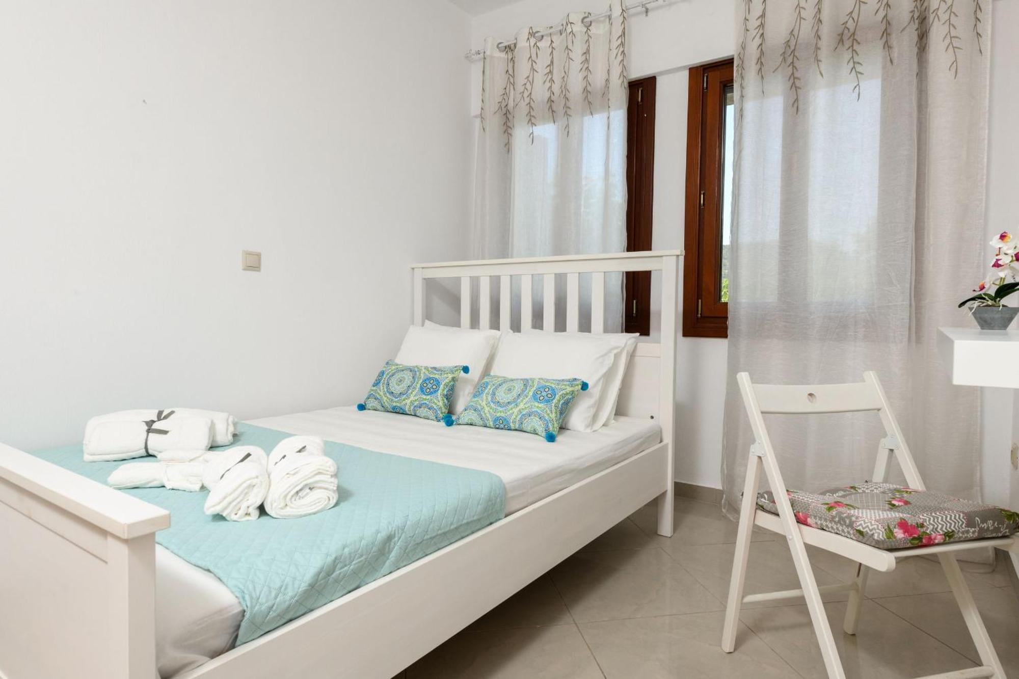 Whitegold Apartments Panagia Panagia  Exteriör bild