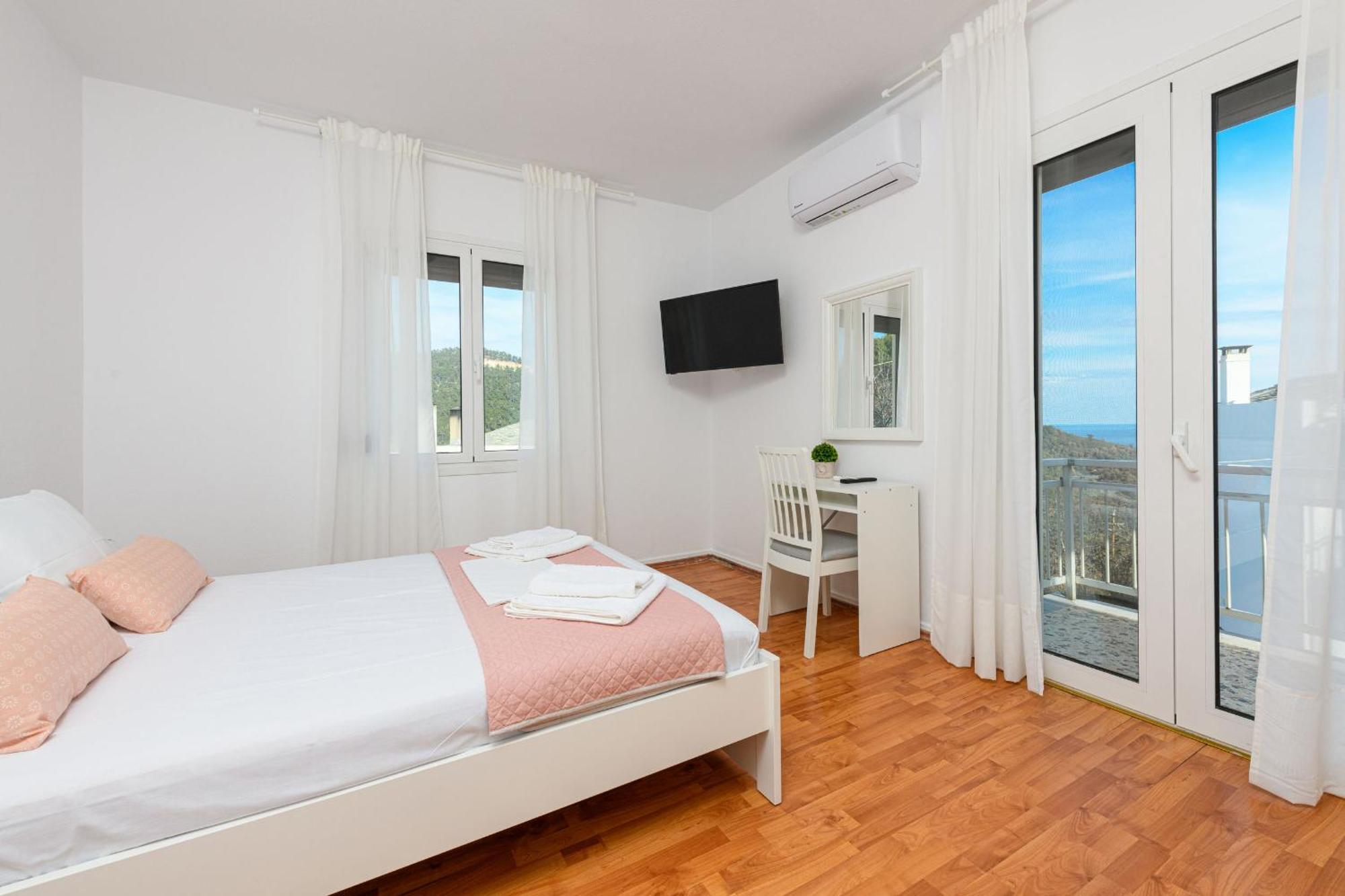 Whitegold Apartments Panagia Panagia  Exteriör bild