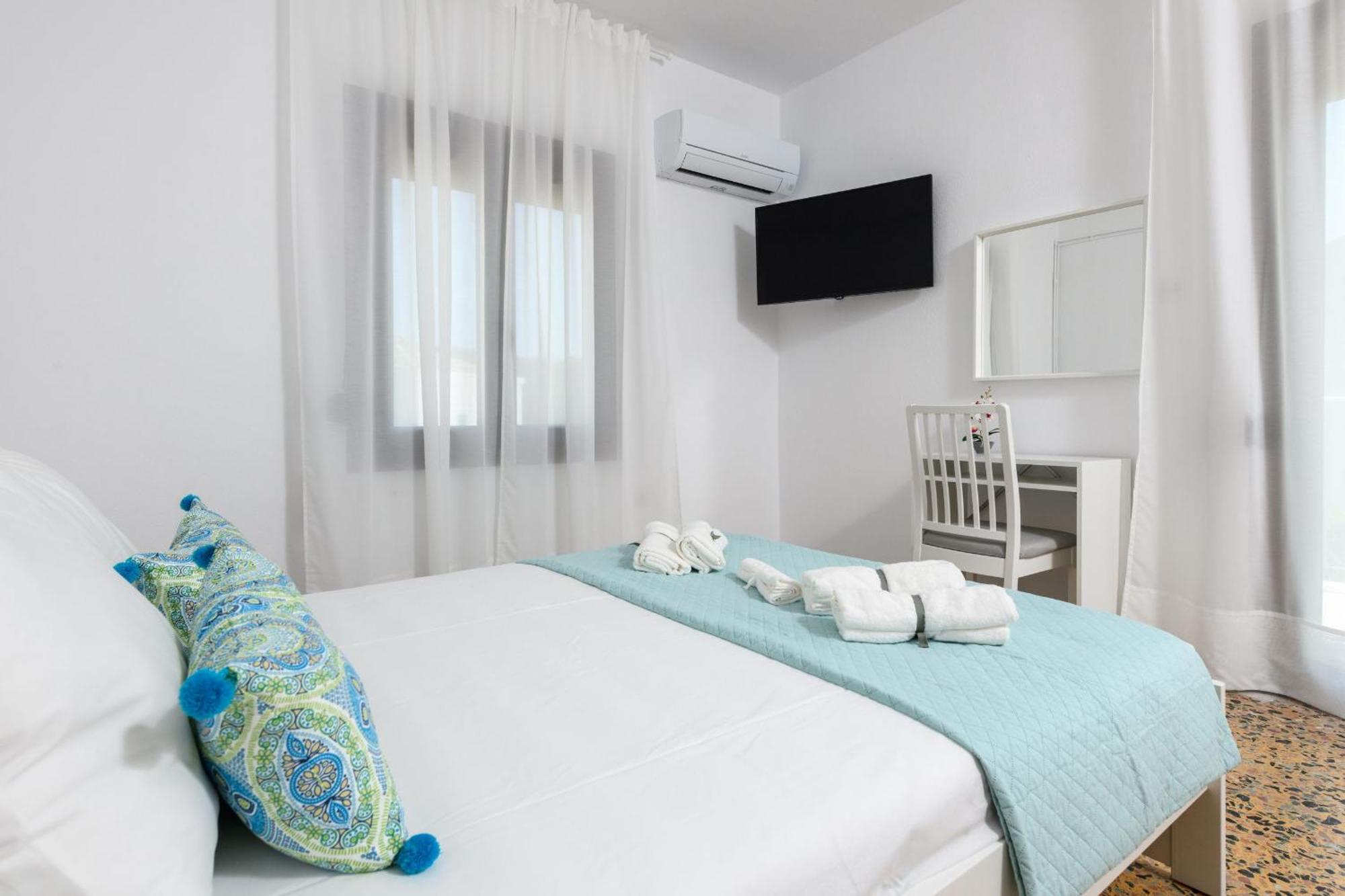 Whitegold Apartments Panagia Panagia  Exteriör bild